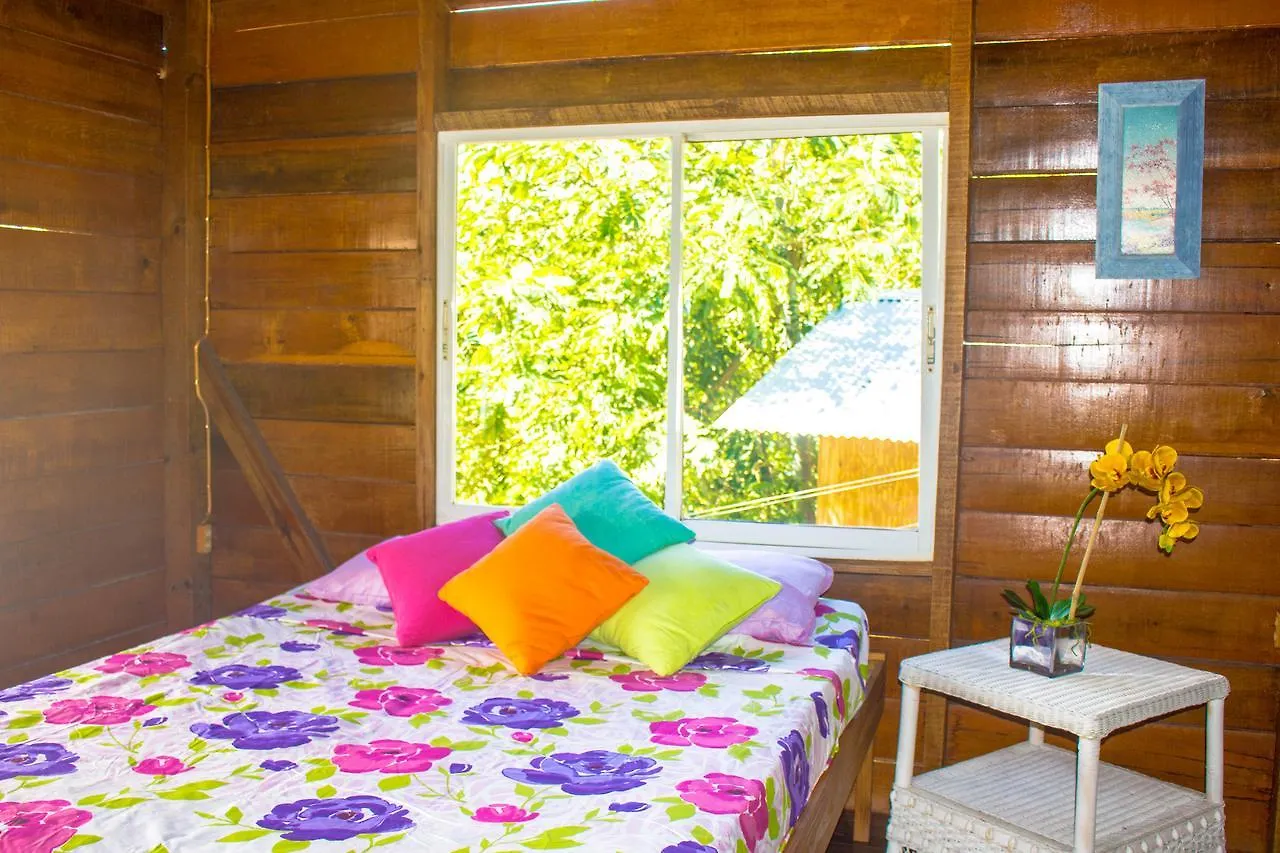 Angel Retreat Aparthotel Castara 2*,