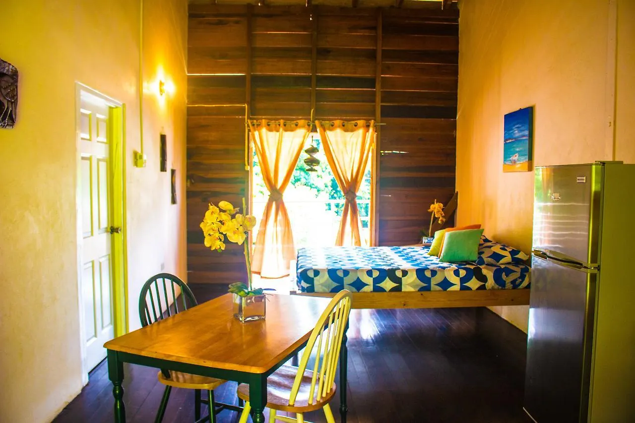 Angel Retreat Aparthotel Castara 2*,  Trinidad And Tobago