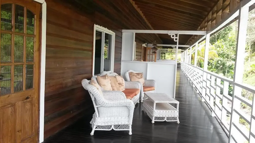 Angel Retreat Aparthotel Castara